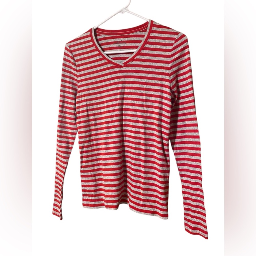 Eddie Bauer Lot Of 4 Long Sleeve Shirts Womens Medium V-Neck Minimalist Comfort - Picture 6 of 16